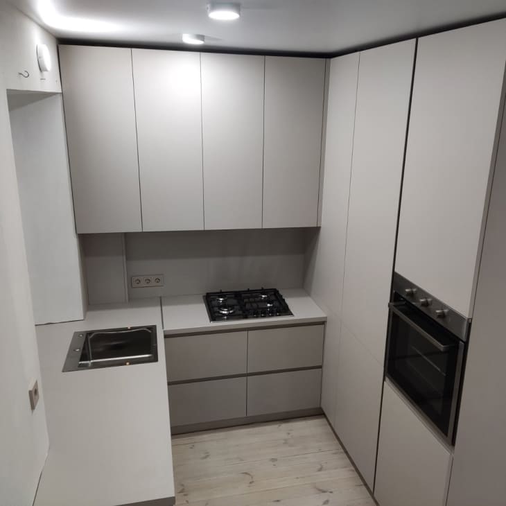 Белая кухня на заказ 